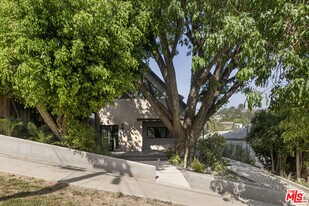 2287 Baxter St in Los Angeles, CA - Building Photo