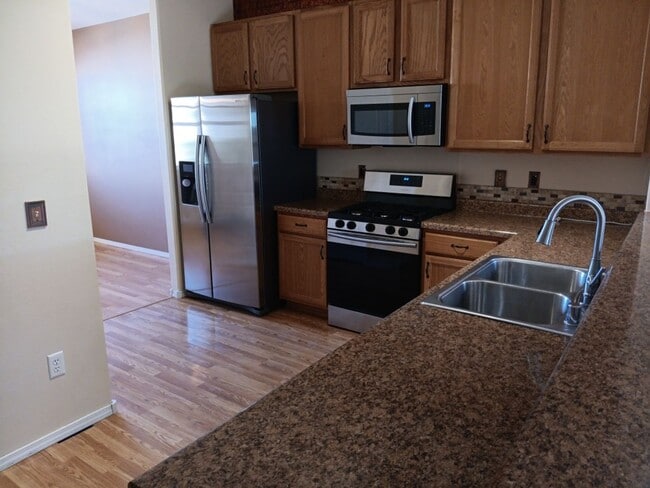 9224 Lower Meadow Ave SW in Albuquerque, NM - Building Photo - Building Photo