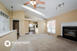 2438 Black Pine Ct in Florissant, MO - Building Photo - Building Photo