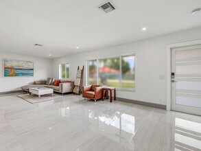 16010 NW 37th Ct in Opa Locka, FL - Building Photo - Building Photo