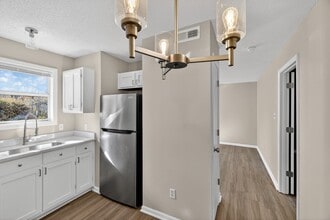 105 Bay Meadow Ct, Unit 105 in Lexington, NC - Building Photo - Building Photo