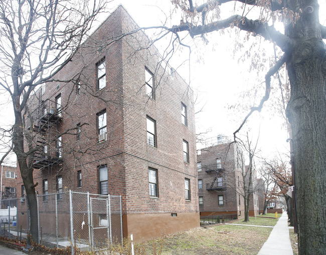 105 E 86th St in Brooklyn, NY - Building Photo - Building Photo