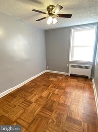 1303 E Johnson St photo'