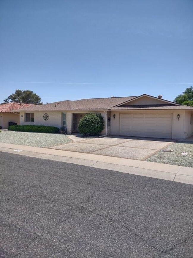 property at 17838 N Country Club Dr