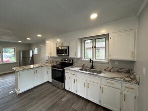 236 Riggs Ave in Knoxville, TN - Building Photo - Building Photo