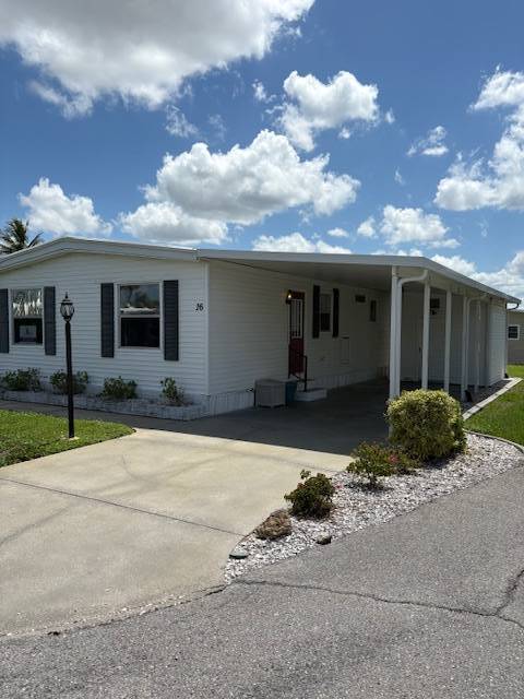 property at 16 Falla Ct