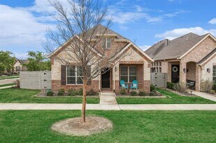 932 Harvest Way in Argyle, TX - Building Photo