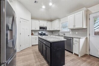 14990 NE 2nd St in Choctaw, OK - Building Photo - Building Photo