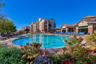 The Landing At Briarcliff Apartments in Kansas City, MO - Foto de edificio - Building Photo