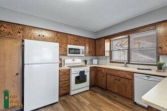 7222 Dallas Rd in Minneapolis, MN - Building Photo - Building Photo
