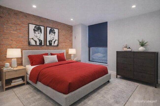 204 E 13th St, Unit 3 in New York, NY - Building Photo - Building Photo