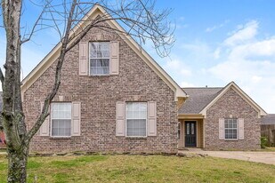 5764 Deer Ridge Dr in Southaven, MS - Building Photo
