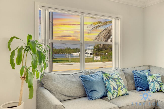 328 Missouri St in Hollywood, FL - Building Photo - Building Photo