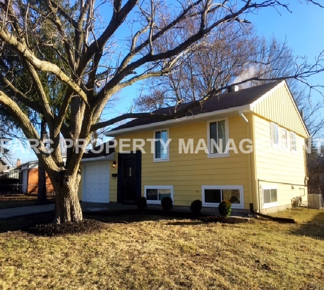 property at 3433 Maura Ln