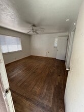 1230 San Benito St in Hollister, CA - Building Photo - Building Photo