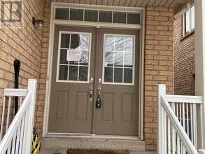 90 Kilrea Way in Brampton, ON - Building Photo - Building Photo