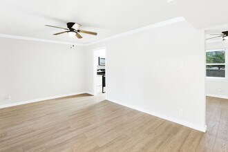 9902 Lorene in San Antonio, TX - Building Photo - Building Photo