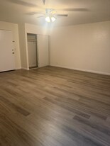 13606 Cerise Ave in Hawthorne, CA - Building Photo