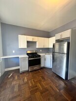 5 Morton Pl, Unit 2 in Jersey City, NJ - Building Photo