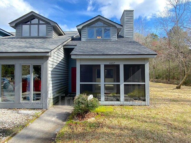 property at 4407 Great Oak Dr