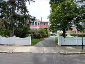 Fairfield Victorian Residences at Sea Cliff in Sea Cliff, NY - Building Photo - Building Photo