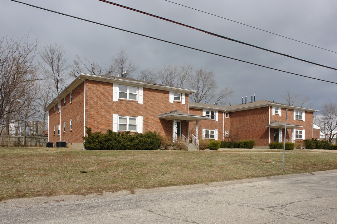 3001-3003 Pamela Way in Louisville, KY - Building Photo