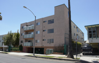 123 N Mariposa Ave Apartments