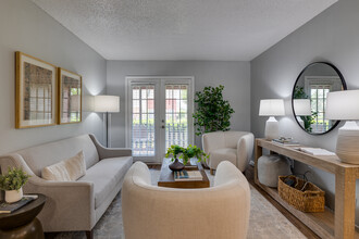 Post Oak in Norman, OK - Building Photo - Interior Photo