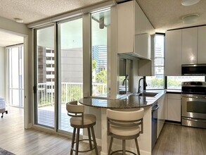 1212 Nuuanu Ave in Honolulu, HI - Building Photo - Building Photo