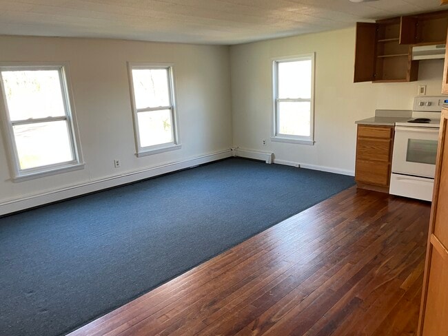 2208 NY-22, Unit Apt#3 in Cambridge, NY - Building Photo - Building Photo
