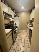 102 E Brookline St, Unit 1 in Boston, MA - Building Photo - Building Photo