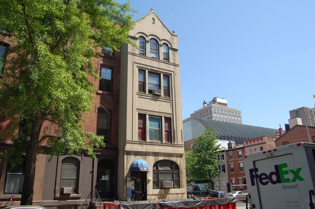 1519 Pine St in Philadelphia, PA - Building Photo - Building Photo