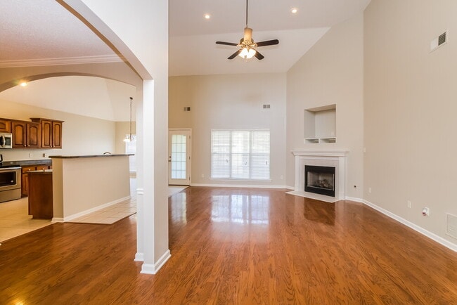 5078 Mabry Ln in Arlington, TN - Foto de edificio - Building Photo