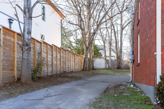 3909 Albert Dr in Nashville, TN - Building Photo - Building Photo