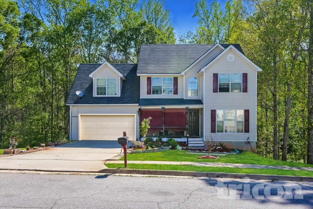 605 Michael Cir in Monroe, GA - Building Photo