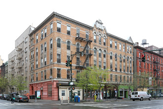 569-577 Columbus Ave in New York, NY - Building Photo - Primary Photo