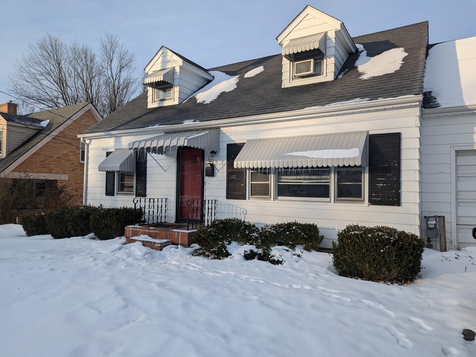 303 Caudill Ave in Georgetown, KY - Building Photo