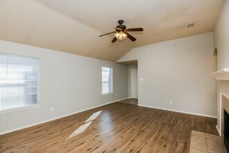 14044 Tanglebrush Trail in Haslet, TX - Building Photo - Building Photo