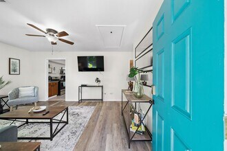 3330 Avenue O 1/2 in Galveston, TX - Building Photo - Building Photo