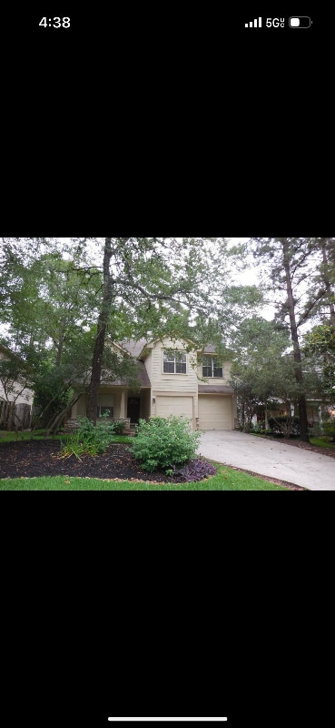 property at 39 E Autumn Branch Cir