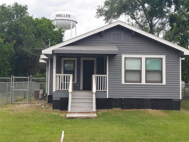 property at 2906 Sledge St