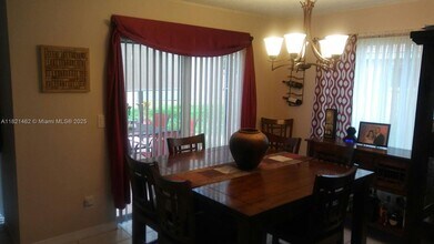 11124 SW 17th Manor in Davie, FL - Building Photo - Building Photo