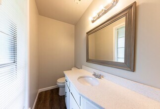 642 Stevenson St in Jacksonville, AR - Building Photo - Building Photo