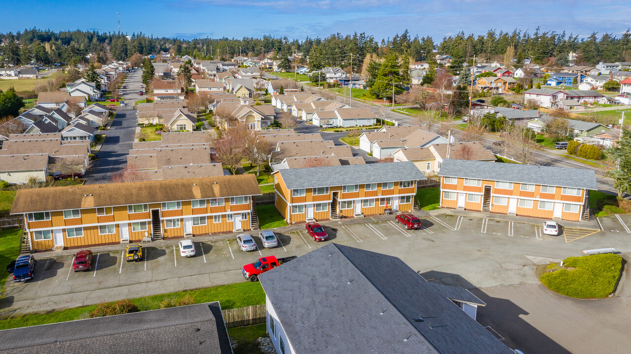 Townview West Apartments in Oak Harbor, WA - Building Photo