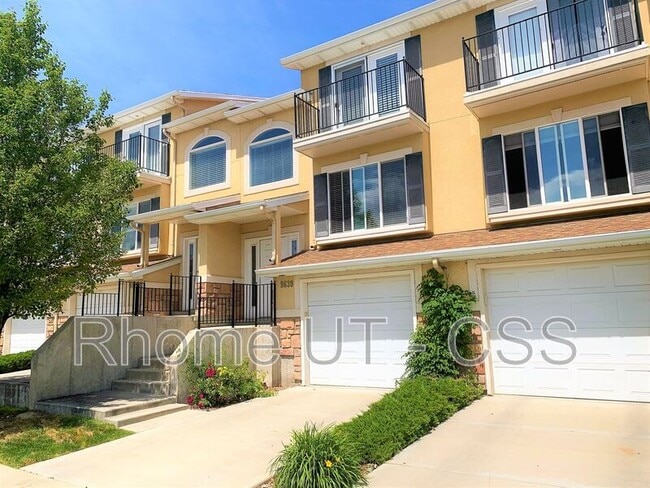 property at 9639 S Villa Springs Cove