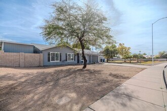 6925 E Jensen St in Mesa, AZ - Building Photo - Building Photo