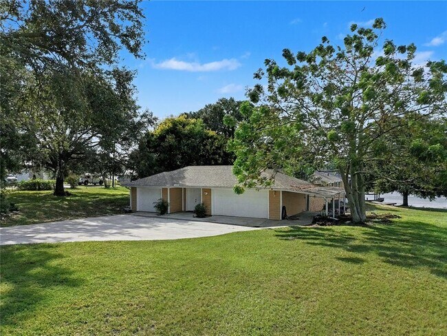 125 Lake Roy Dr in Winter Haven, FL - Building Photo - Building Photo
