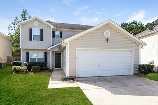 1013 St Augustine Pkwy in Locust Grove, GA - Building Photo