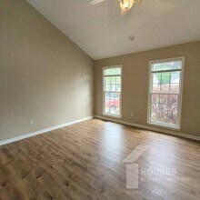 403 Fairdale Dr in Simpsonville, SC - Building Photo - Building Photo