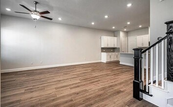 336 Almanor St in Lewisville, TX - Building Photo - Building Photo